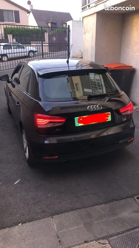 Audi A1 2016 photo 2