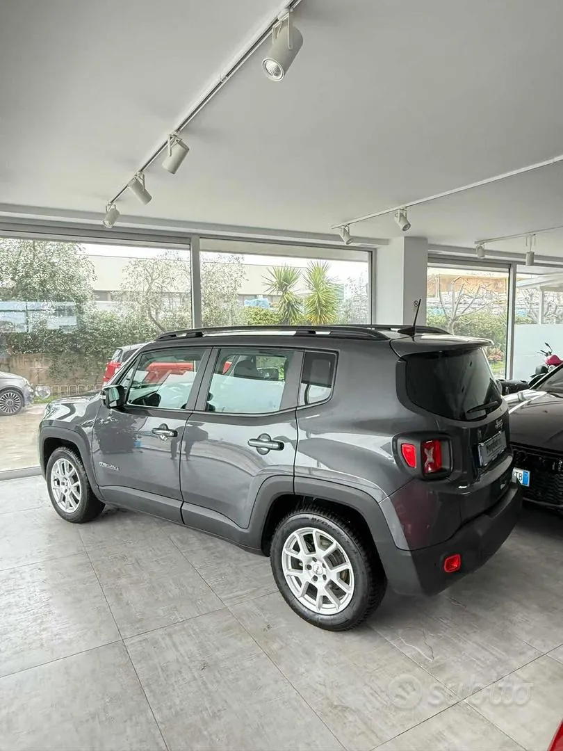 Jeep Renegade 2024 photo 4