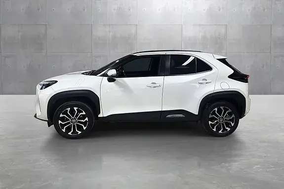 Toyota Yaris Cross 2025 photo 2
