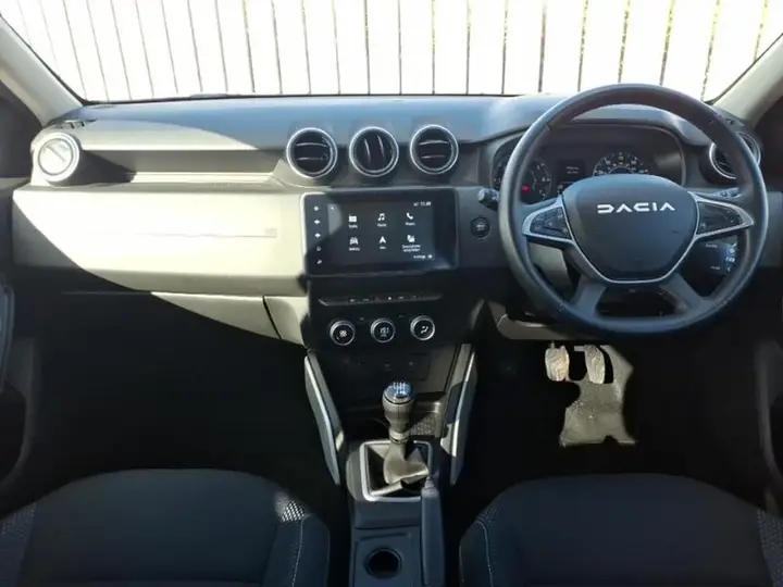 Dacia Duster 2024 photo 3