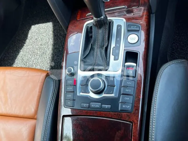 Audi A6 2011 photo 5