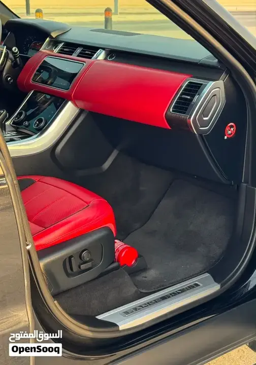 Land Rover Range Rover Sport 2018 photo 2