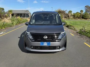 Nissan Serena 2023 photo 3