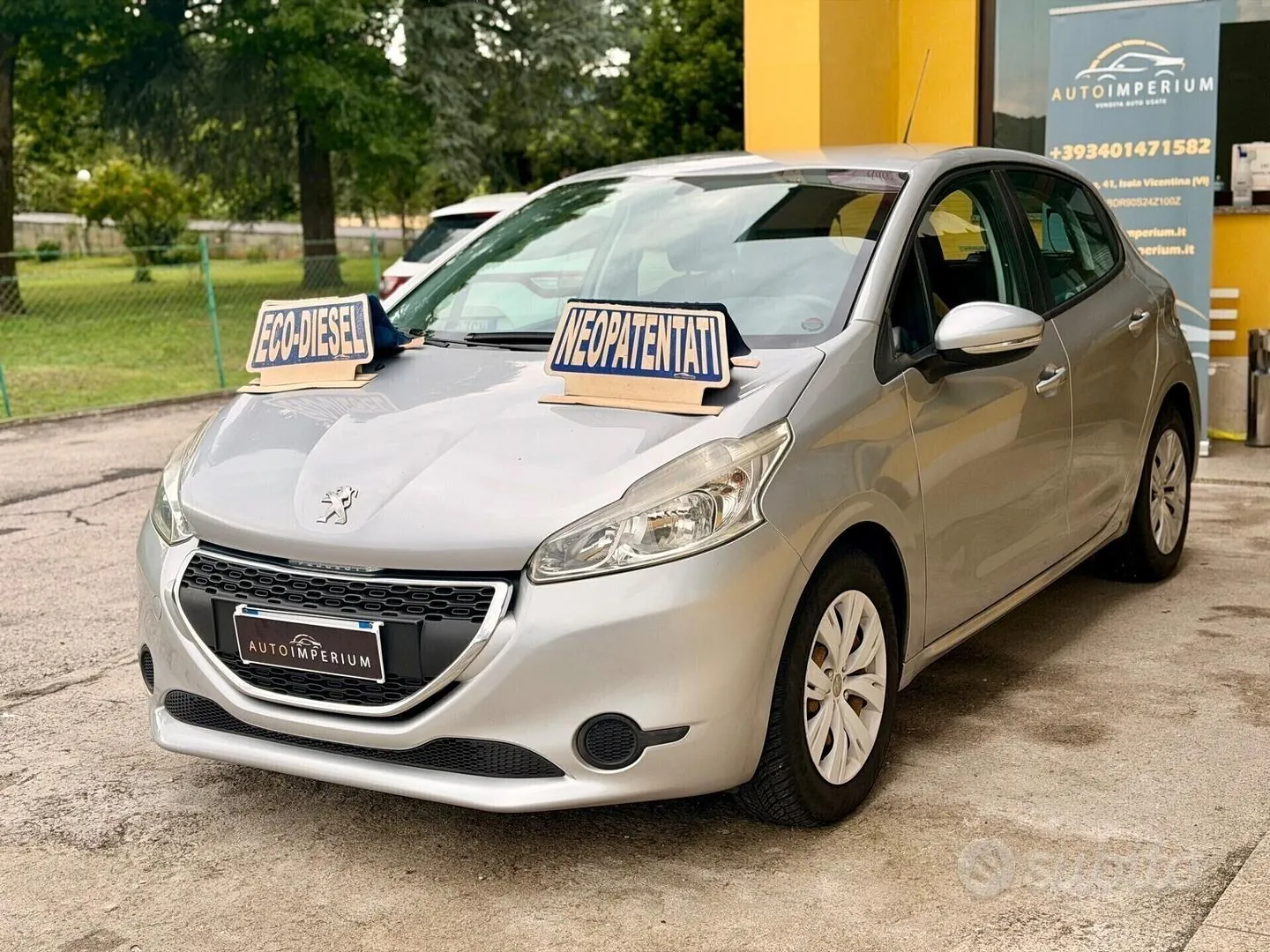 Peugeot 208