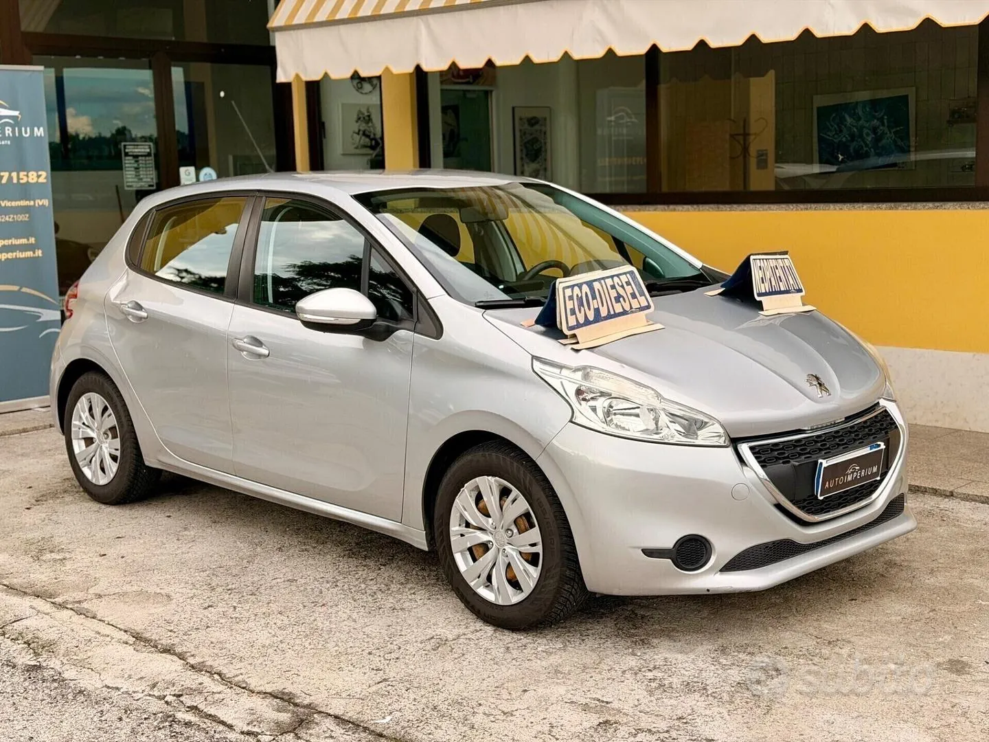Peugeot 208 2014 photo 3