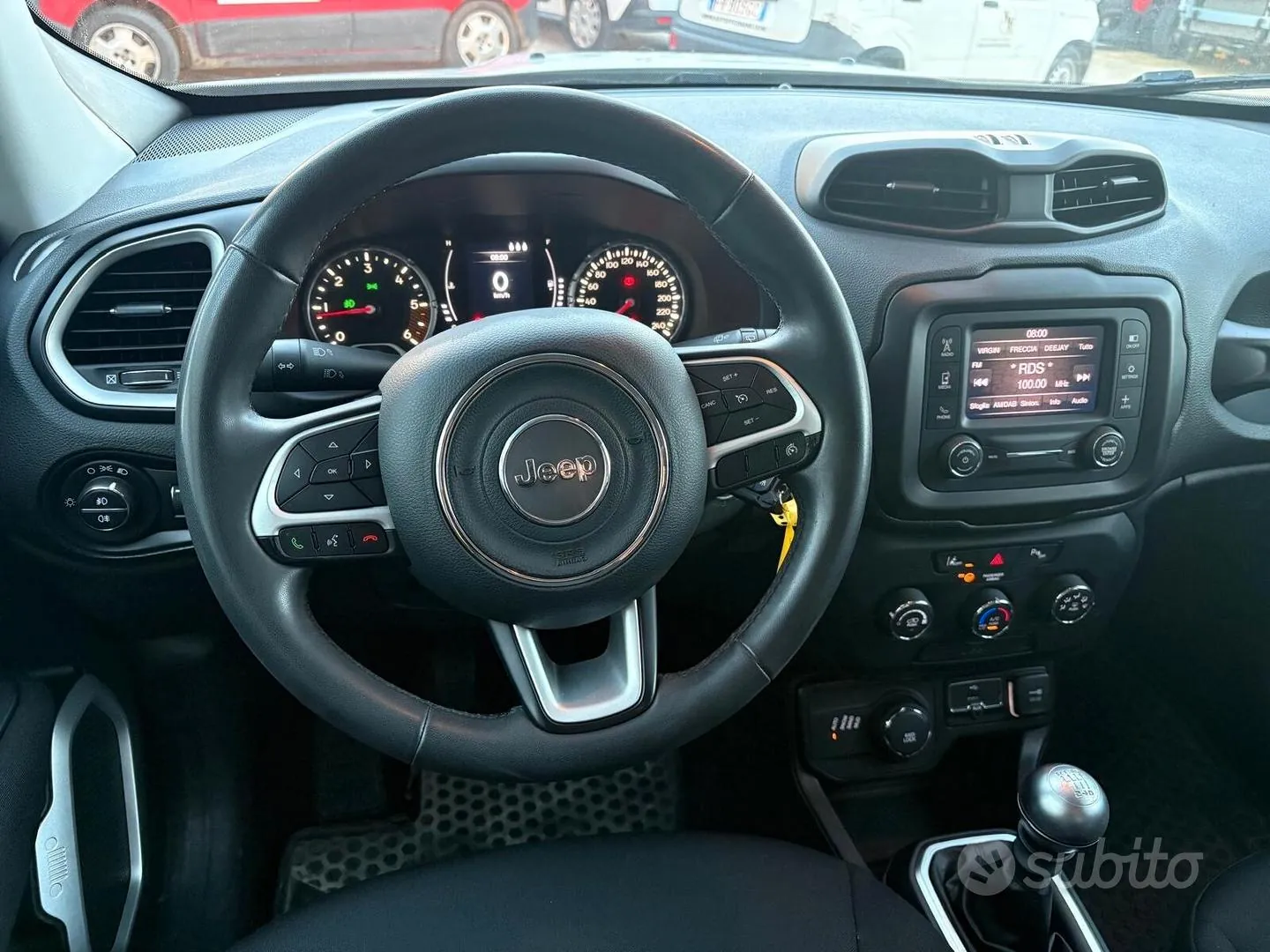 Jeep Renegade 2021 photo 2