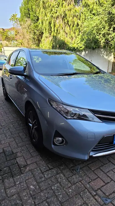 Toyota Auris 2014 photo 3