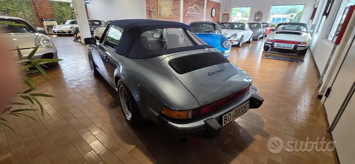Porsche 911 Carrera 1985 photo 3