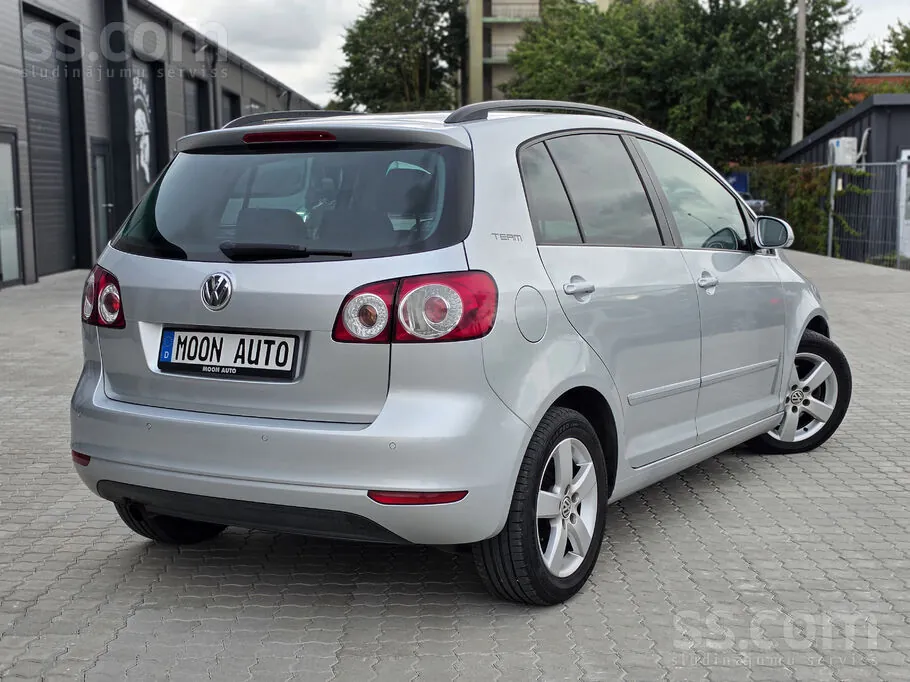 Volkswagen Golf Plus 2011 photo 2