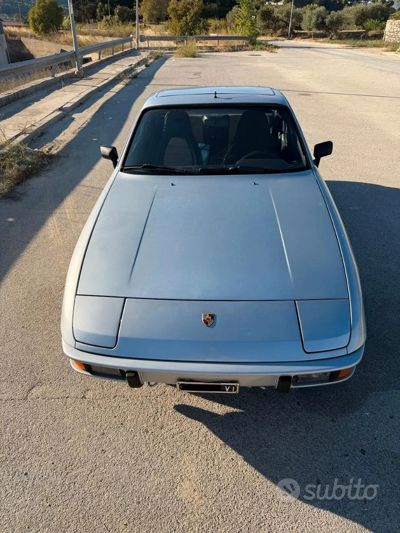 Porsche 924 1981 photo 2