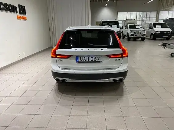 Volvo V90 Cross Country 2019 photo 5