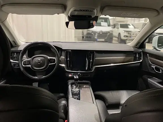 Volvo V90 Cross Country 2019 photo 2