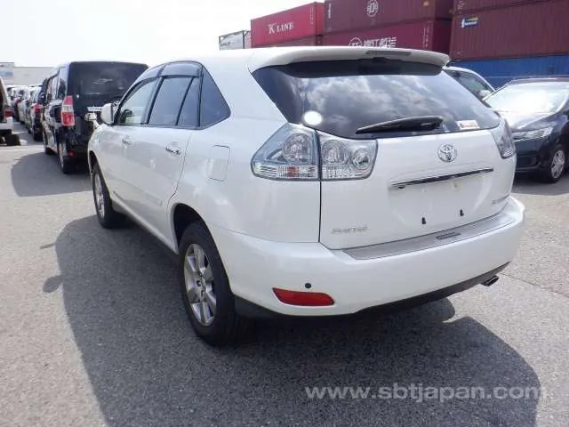 Toyota Harrier 2012 photo 3