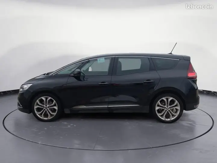Renault Grand Scenic 2020 photo 2