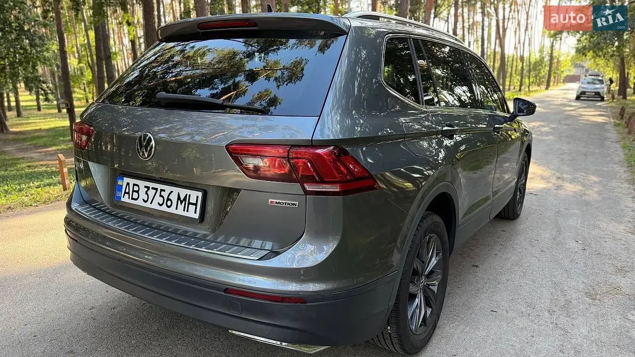 Volkswagen Tiguan 2021 photo 5