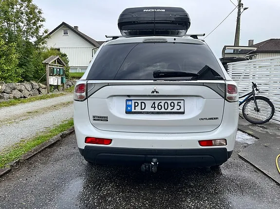 Mitsubishi Outlander 2013 photo 2