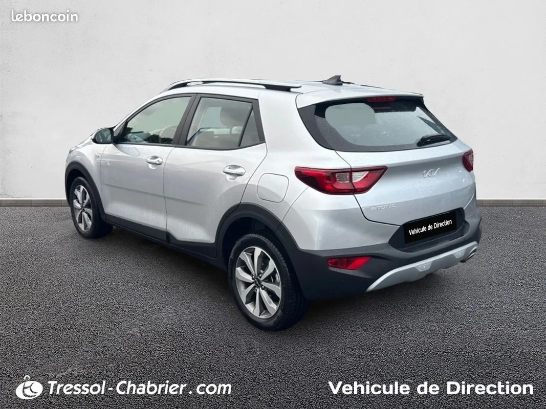 Kia Stonic 2025 photo 3