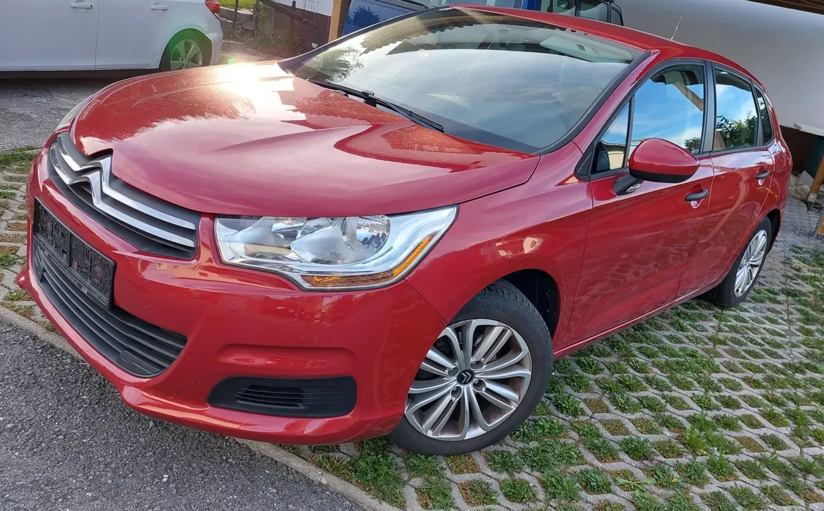 Citroen C4 2014 photo 2