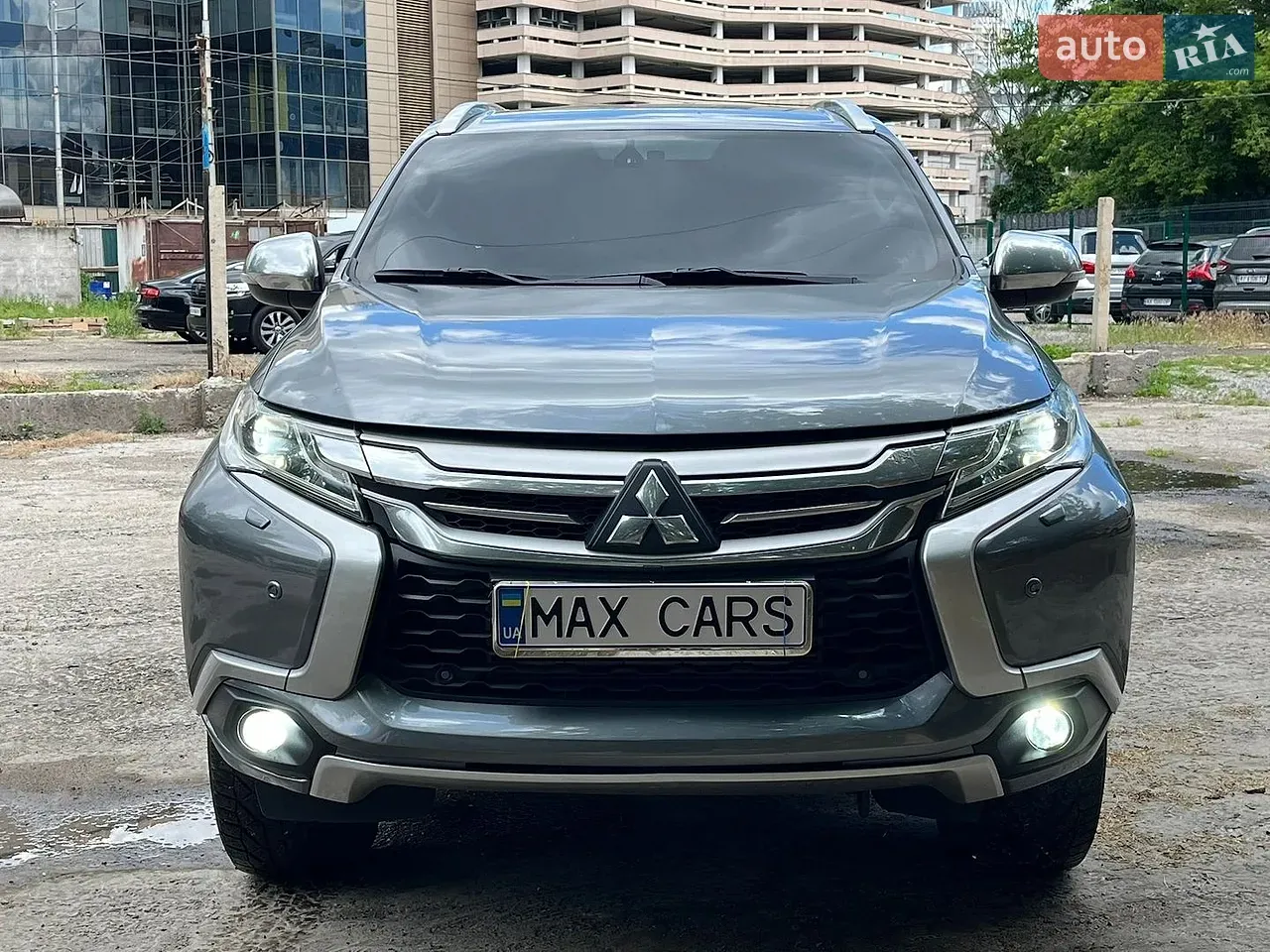 Mitsubishi Pajero Sport 2017 photo 2