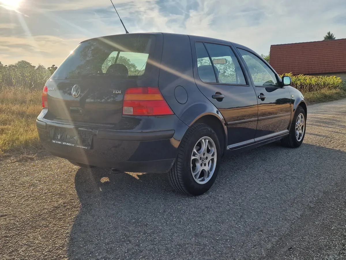 Volkswagen Golf 1999 photo 3