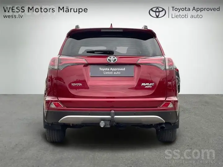 Toyota Rav4 2018 photo 4