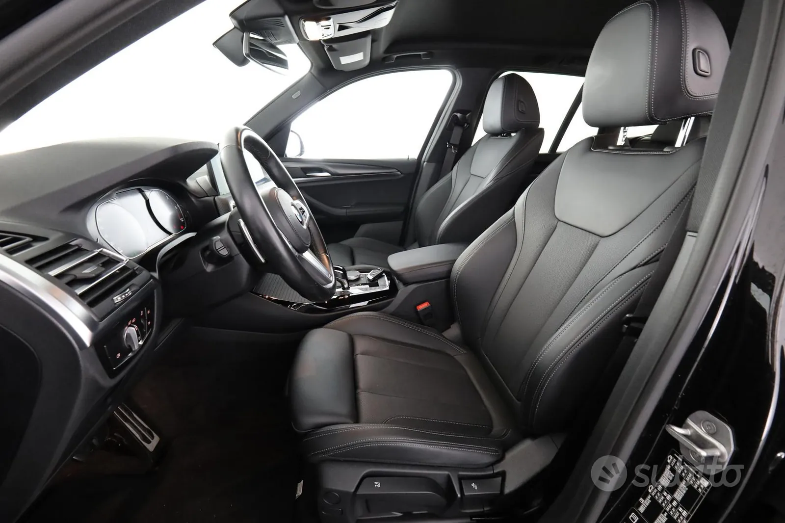 BMW X3 2022 photo 2