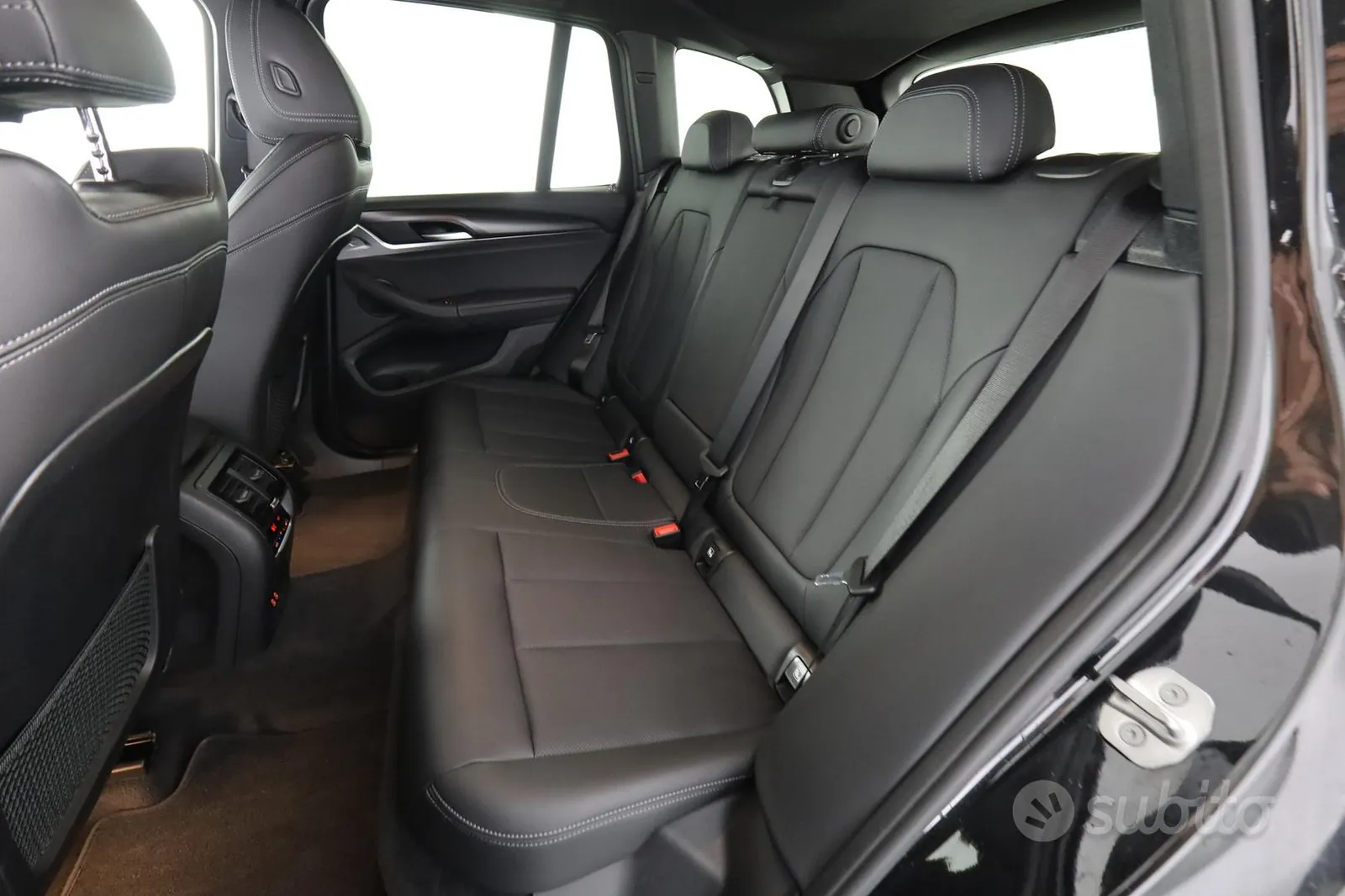 BMW X3 2022 photo 3