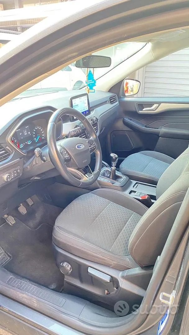 Ford Kuga 2021 photo 4