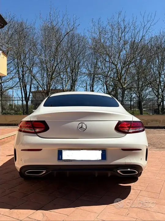 Mercedes-Benz C-Class 2019 photo 2