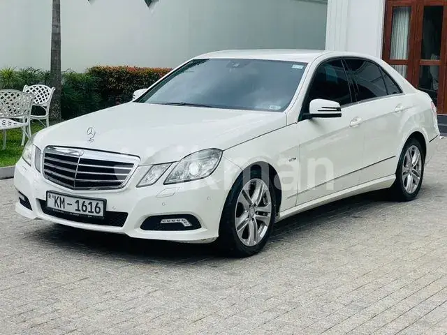 Mercedes-Benz E200 2010 photo 3