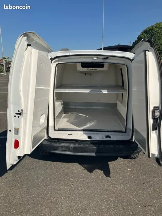 Renault Kangoo 2010 photo 2