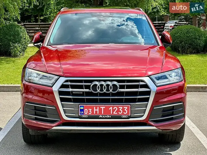 Audi Q5 2018 photo 2