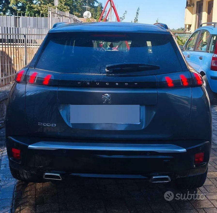 Peugeot 2008 2023 photo 4