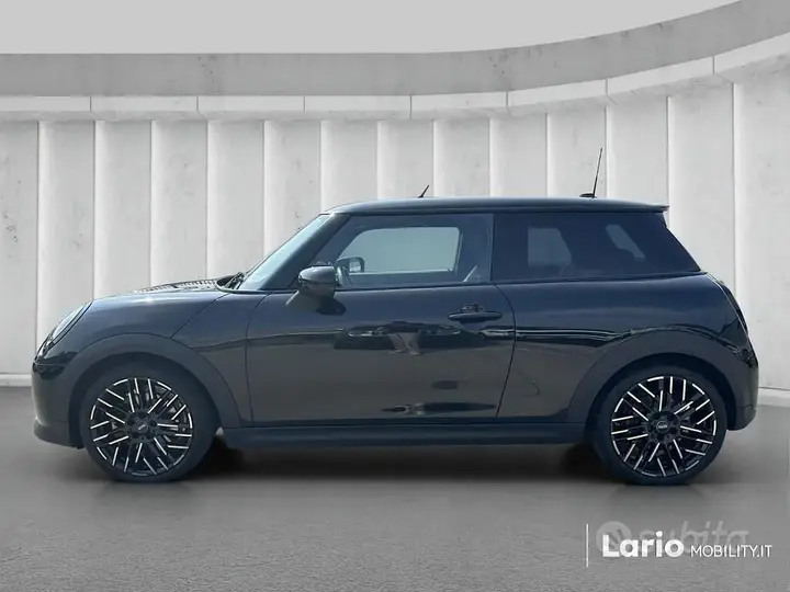 Mini Mini Cooper 2024 photo 2