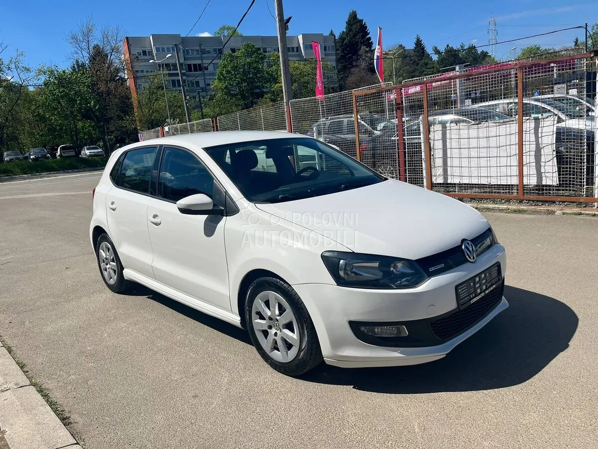 Volkswagen Polo 2011 photo 4