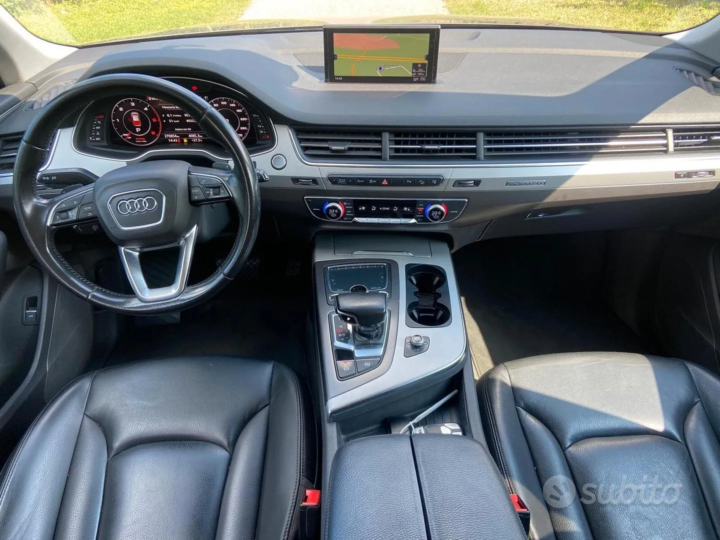 Audi Q7 2015 photo 4
