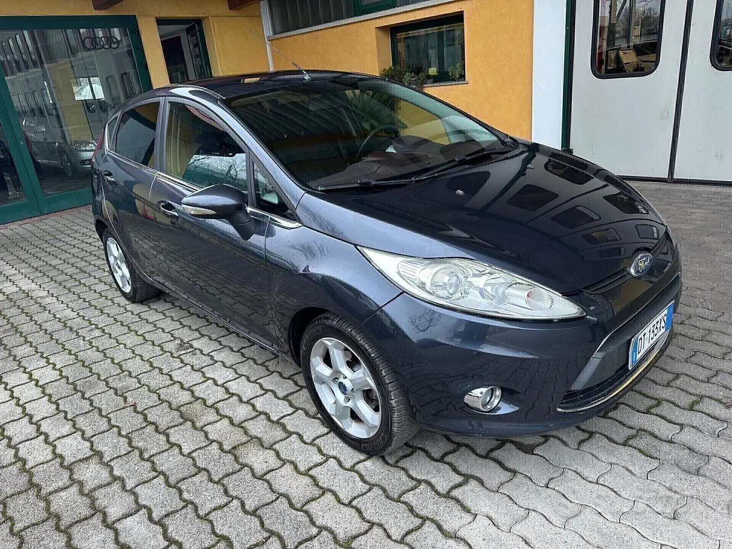 Ford Fiesta 2009 photo 3