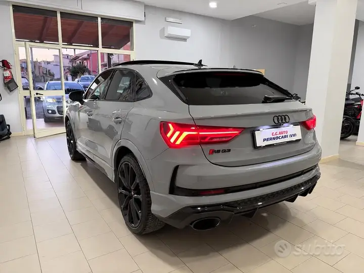 Audi Q3 2021 photo 3