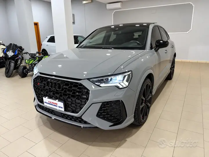 Audi Q3 2021 photo 4