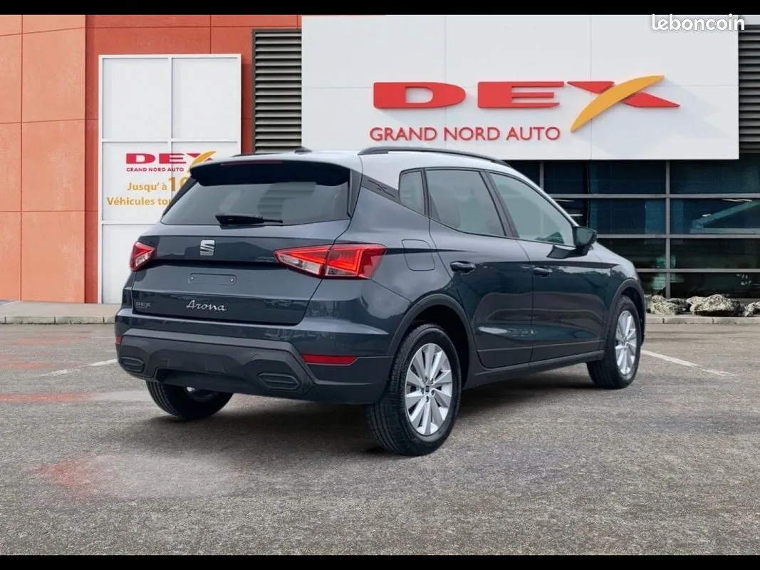 Seat Arona 2025 photo 2