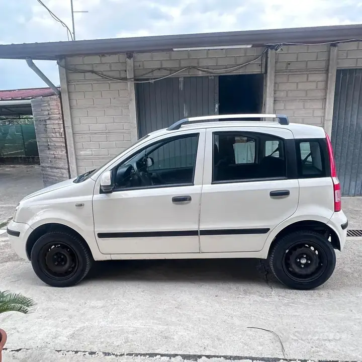 Fiat Panda 2010 photo 3