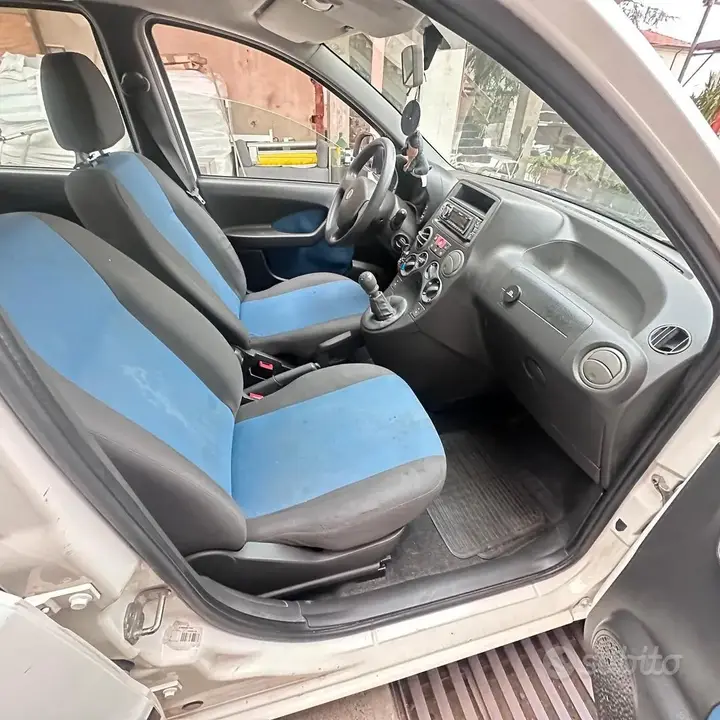 Fiat Panda 2010 photo 5