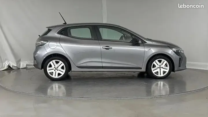 Renault Clio 2024 photo 4