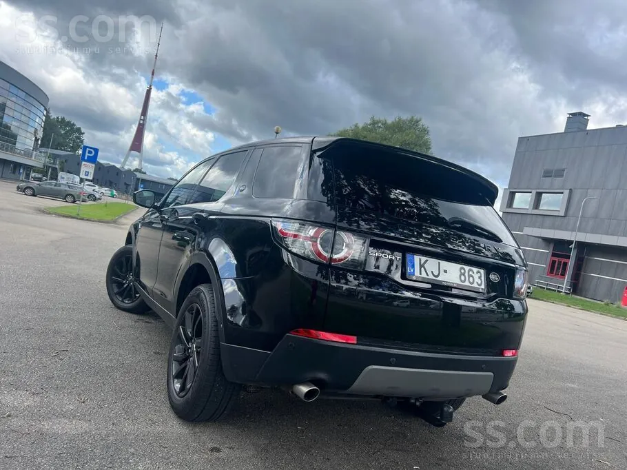 Land Rover Discovery Sport 2019 photo 3