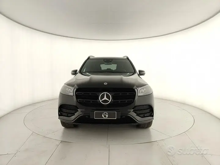 Mercedes-Benz Gls 2023 photo 2