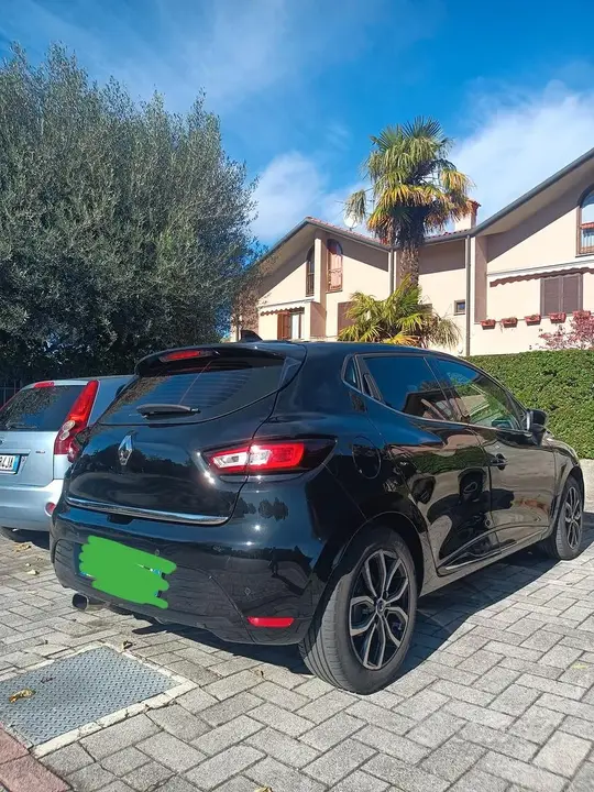 Renault Clio 2018 photo 2