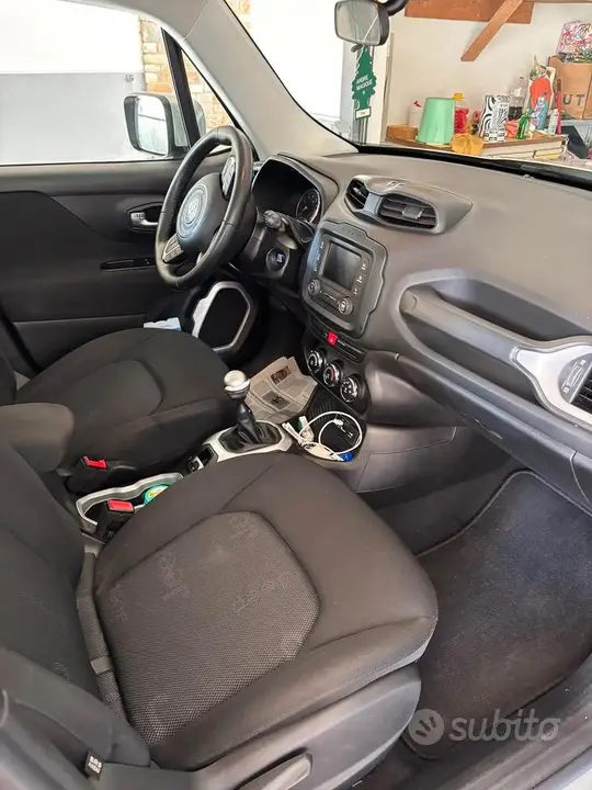 Jeep Renegade 2017 photo 4