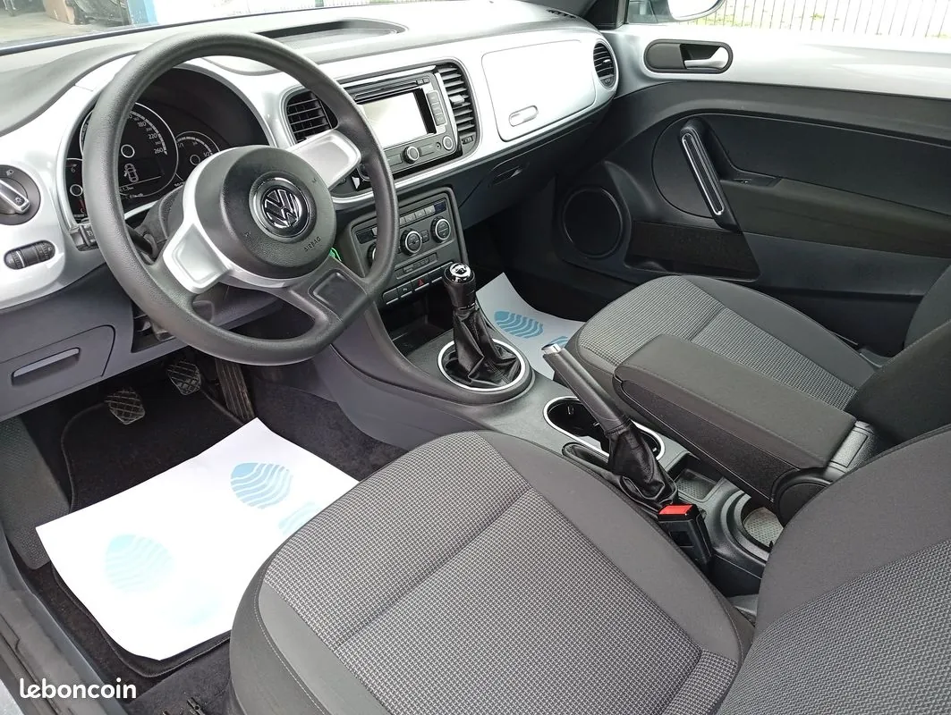 Volkswagen New Beetle 2013 photo 4