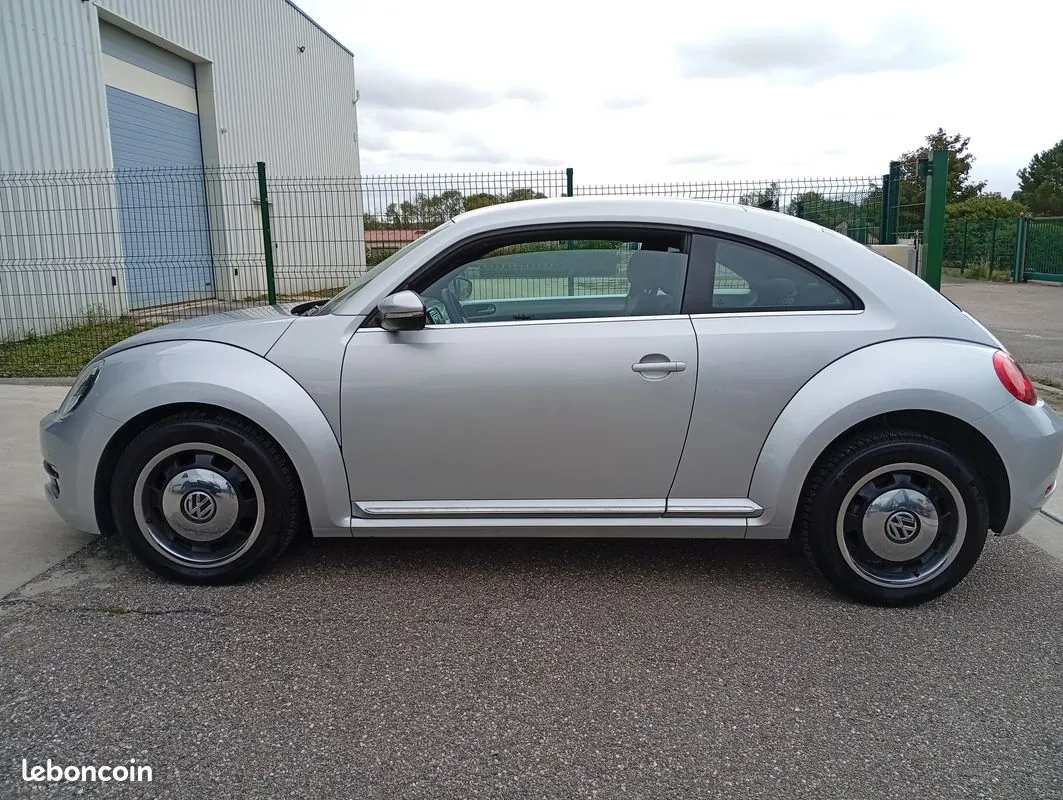 Volkswagen New Beetle 2013 photo 3