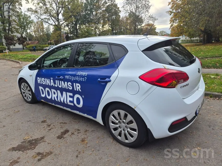 Kia Ceed 2012 photo 2